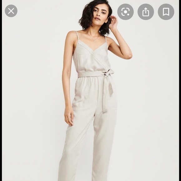 Abercrombie jumpsuit - Picture 4 of 5